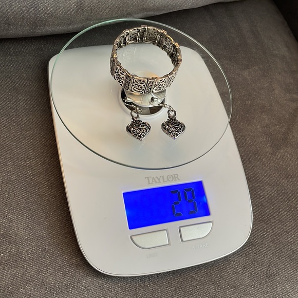 NWT.  Bali Legacy Sterling Silver Bracelet & Earrings - Picture 5 of 5